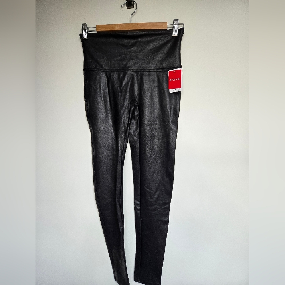 Spanx faux leather leggings size L NWT